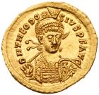 Theodosius II (A.D. 402-450). Gold Solidus (4.50g, 6h).